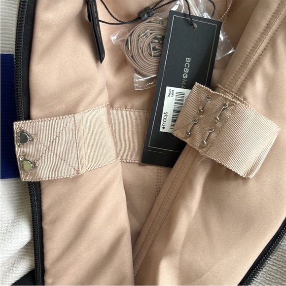 BCBGMaxAzria Reese Colorblock Dress Women’s Size 4 NWT $298.00 - Picture 12 of 13